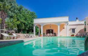 Casal Del Borgo 2 Ostuni